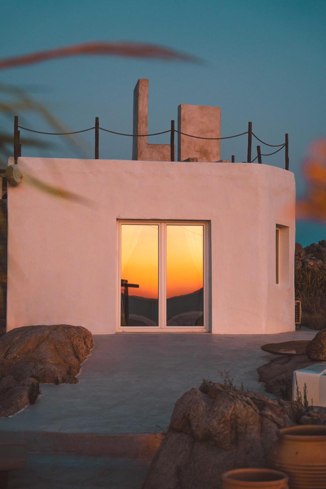Mykonos High *